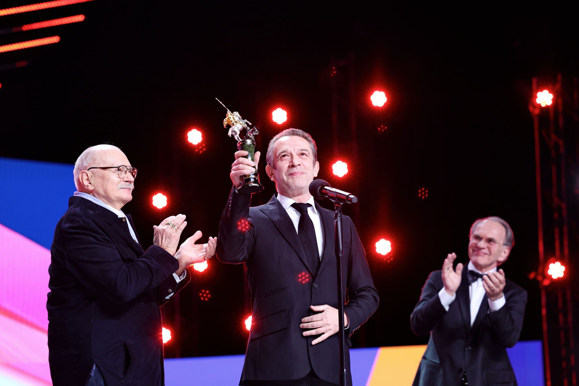 Что смотреть на ММКФ-2025: топ-10 фильмов, которые заслуживают вашего внимания