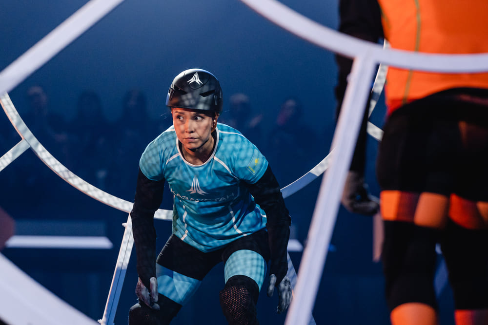 Травма на шоу: тяжелоатлетка из России повредила ногу в «Играх без границ» на ТНТ