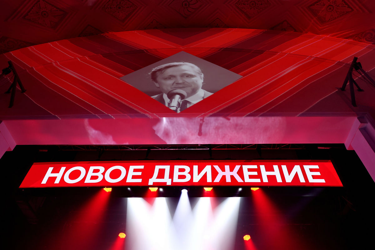 «Привычка нюхать пальцы»: что за фильм получил главный приз кинофестиваля «Новое движение»