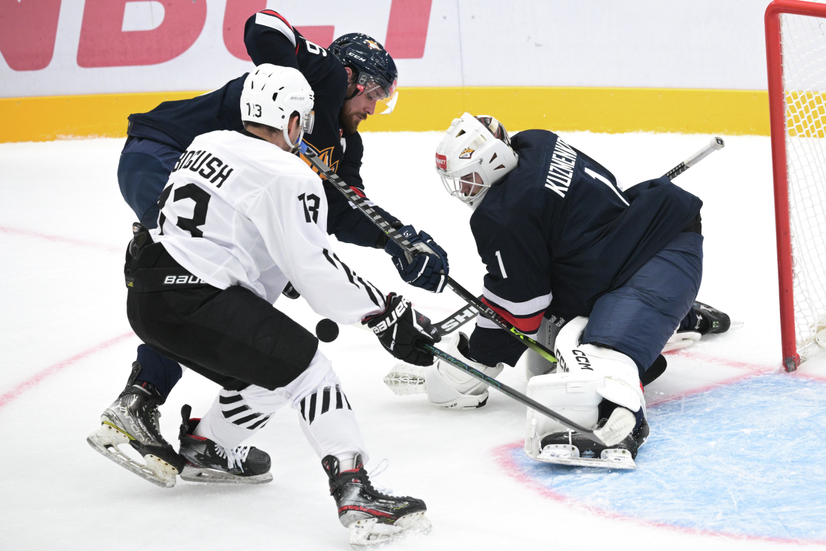 Уральская битва «Трактор» – «Металлург», «Торпедо» принимает «Спартак»: не пропустите матчи КХЛ на телеканале «МАТЧ!»