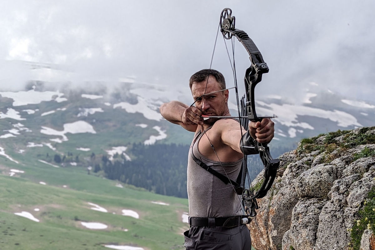 НТВ устроит премьеру уик-энда – боевик «Сломанная стрела» с Евгением Шириковым и Лукерьей Ильяшенко