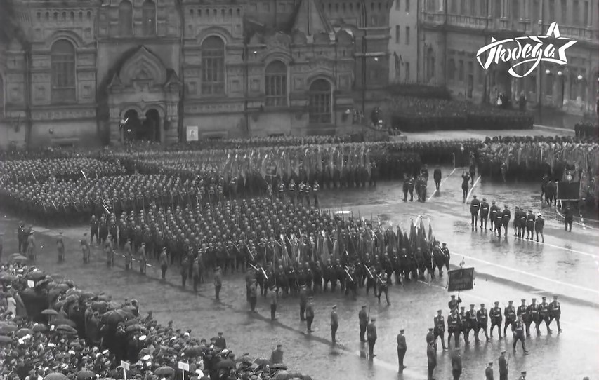Такого еще не было: впервые на ТВ покажут полную версию Парада Победы 1945 года в формате HD