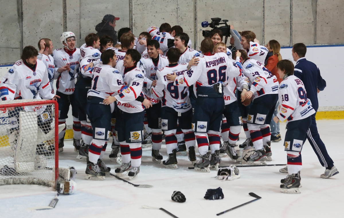 Сибирский хоккей во всей красе: смотрите трансляции матчей Молодежной хоккейной лиги на канале «Хоккей ТВ»