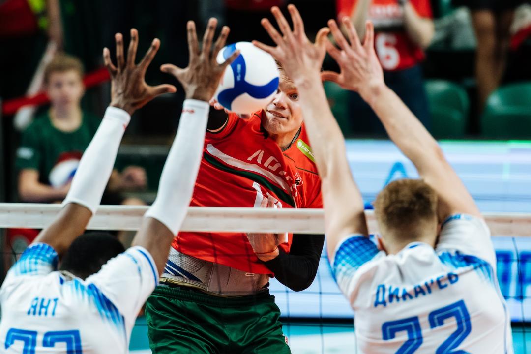 «Динамо» взяло золото, серия в Новосибирске продолжается: смотрим четвертый бронзовый матч мужской суперлиги «Локомотив» – «Зенит» на канале «Волейбол»