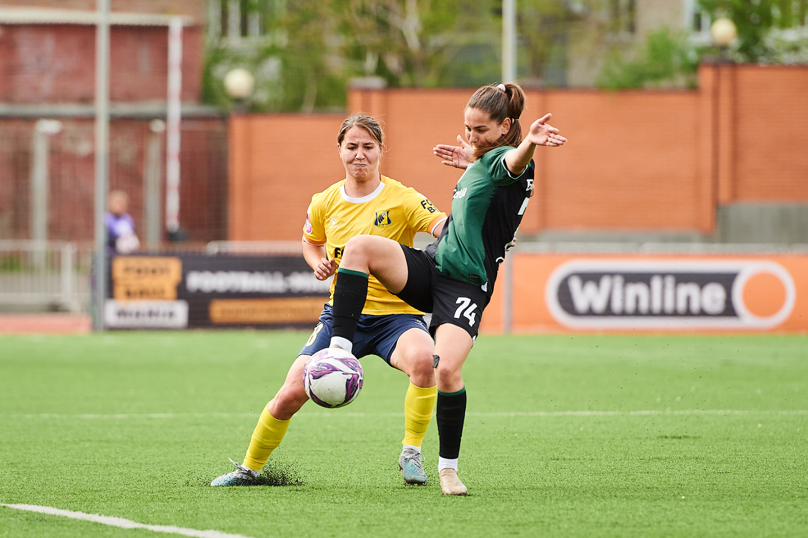 Яркие футболистки и битва прямых конкурентов: смотрим топ-матч женского чемпионата России «Локомотив» – «Краснодар» на канале «МАТЧ!»