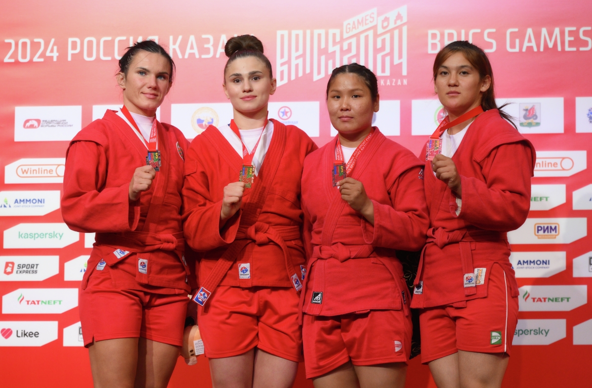 Триумфаторы игр БРИКС, наследники Емельяненко и Нурмагомедова: смотрим первенство России по самбо до 24 лет на канале «ТВ Спорт»