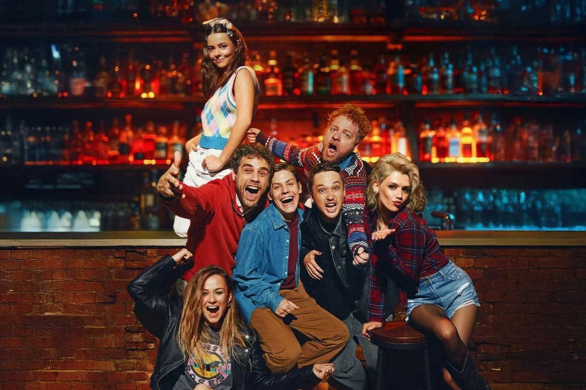 Еще по одной: на СТС состоится телевизионная премьера комедии «По барам»