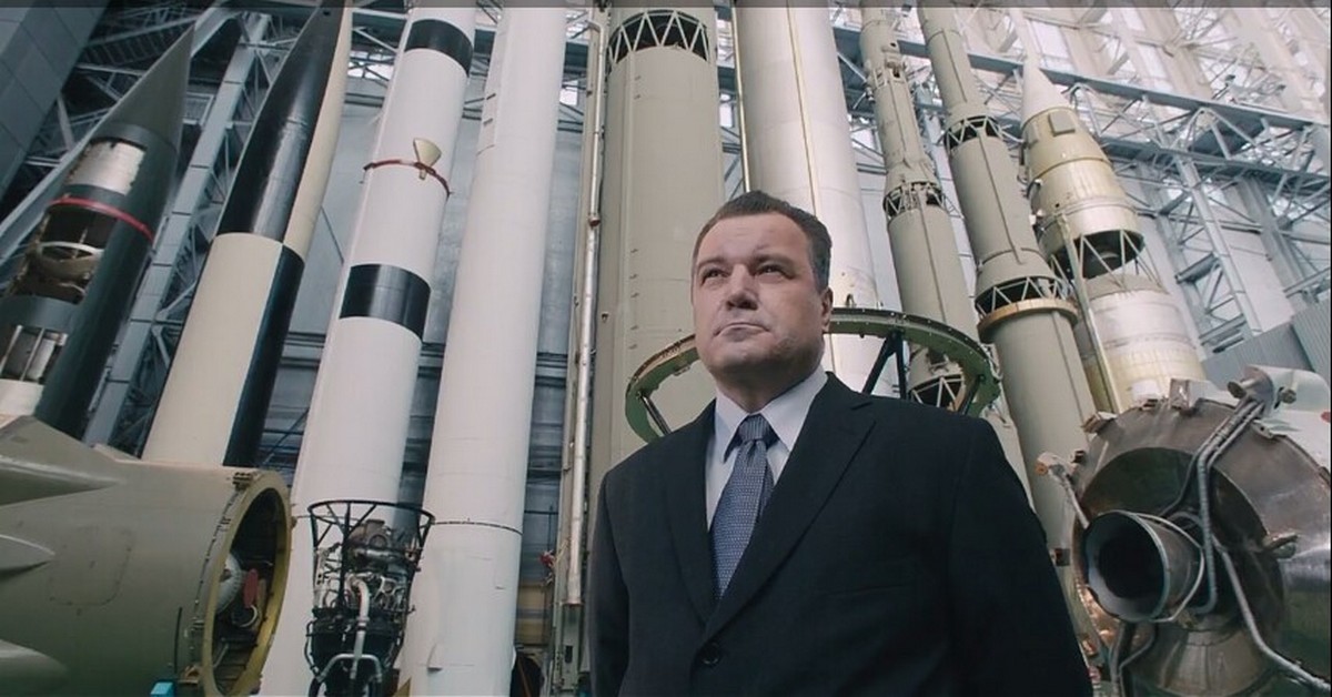 Про гениального конструктора