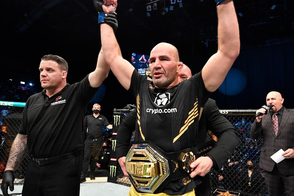 Шевченко и Тейшейра защищают пояса: смотрим турнир UFC 275 в системе «Матч ТВ»