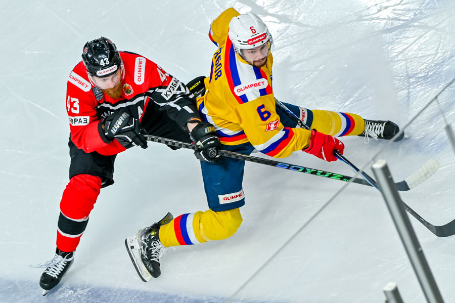 «Химик» разбил «Металлург», «Югра» принимает «Нефтяник»: стартовали игры 1/2 финала ВХЛ на канале «Хоккей ТВ»