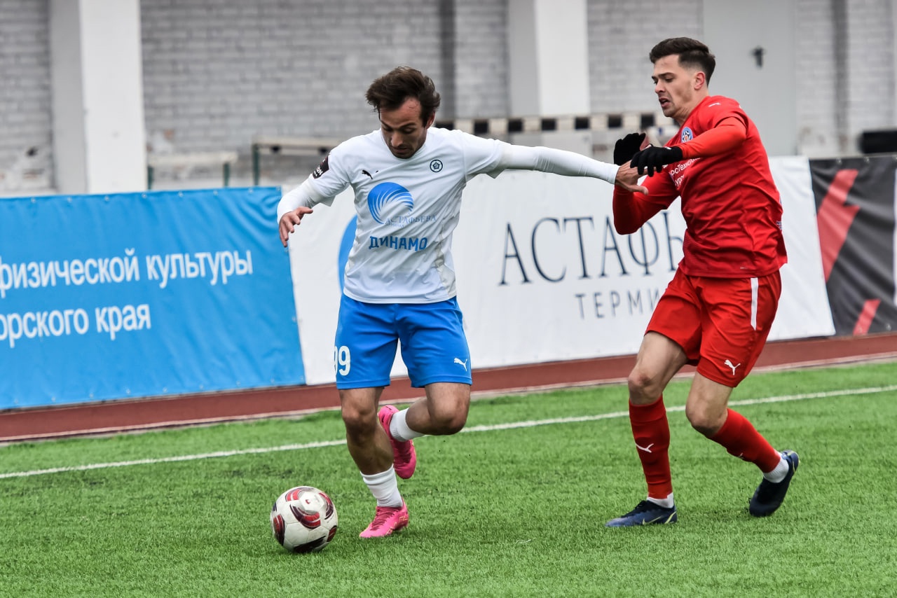 «Текстильщик» во Владивостоке, «Спартак» против «Иркутска», игры в Туле и Кирове: воскресные матчи Второй лиги на каналах «Мяч» и «ТВ Спорт»