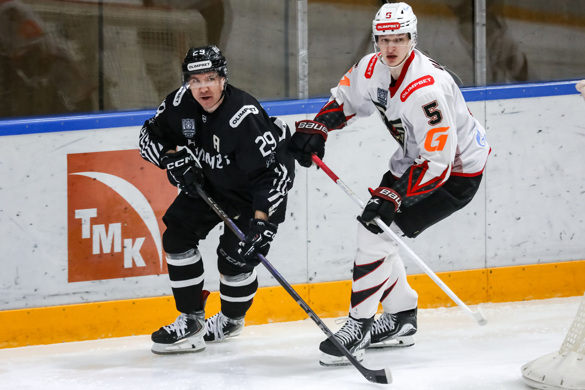 «Металлург», «Нефтяник», «Магнитка» и «Челмет» начали с побед: старт 1/8 Всероссийской хоккейной лиги на каналах «Хоккей ТВ» и «Триколор Спорт»