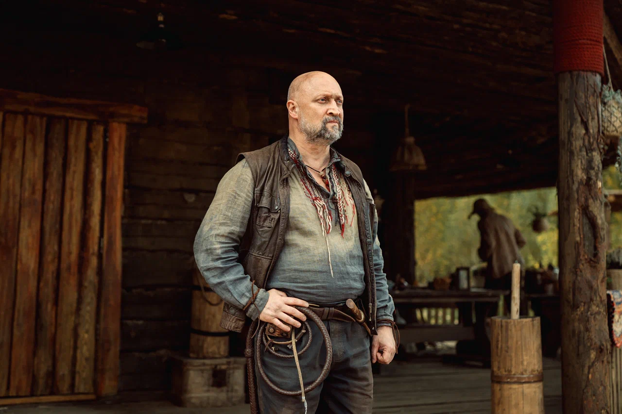 На ТНТ стартует премьера комедийного сериала «Хутор» с Сергеем Романовичем и Гошей Куценко