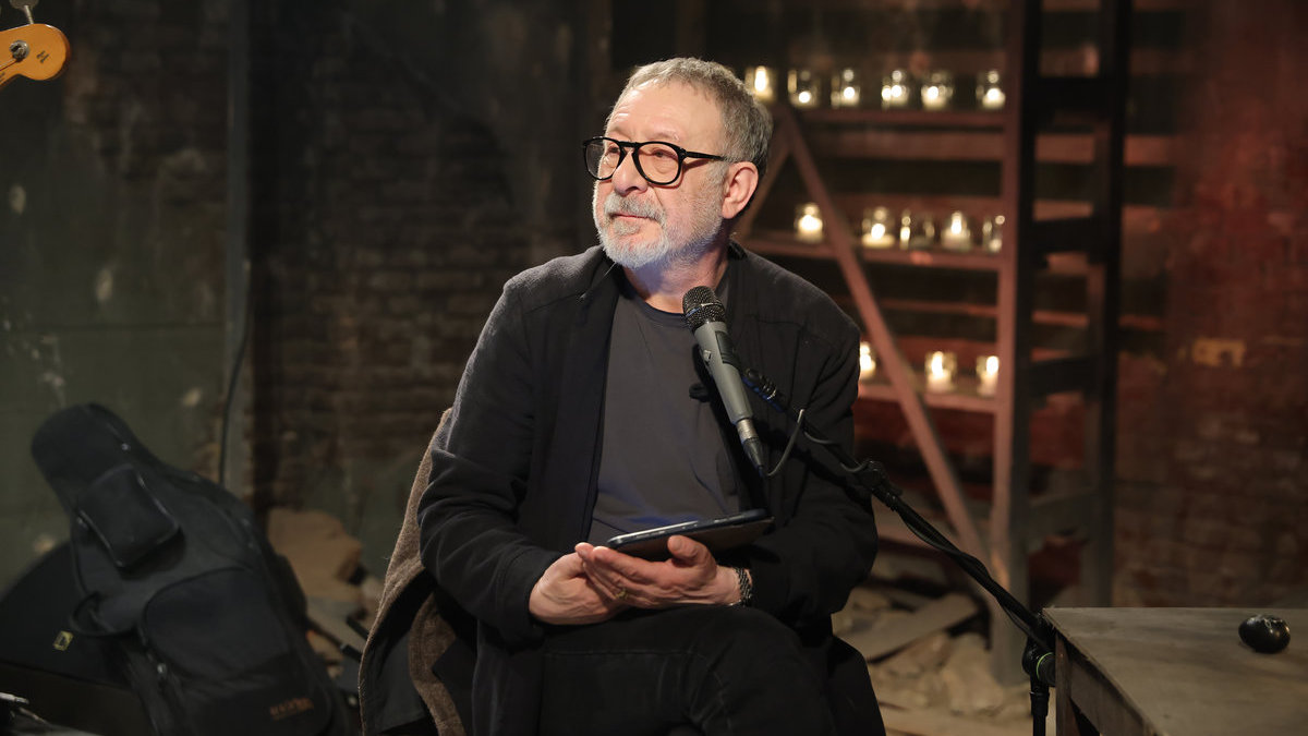 В юбилейном выпуске на сцене «Квартирника НТВ у Маргулиса» выступит группа «Динамит»