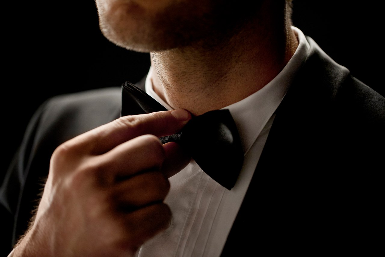 Молод, да не прост