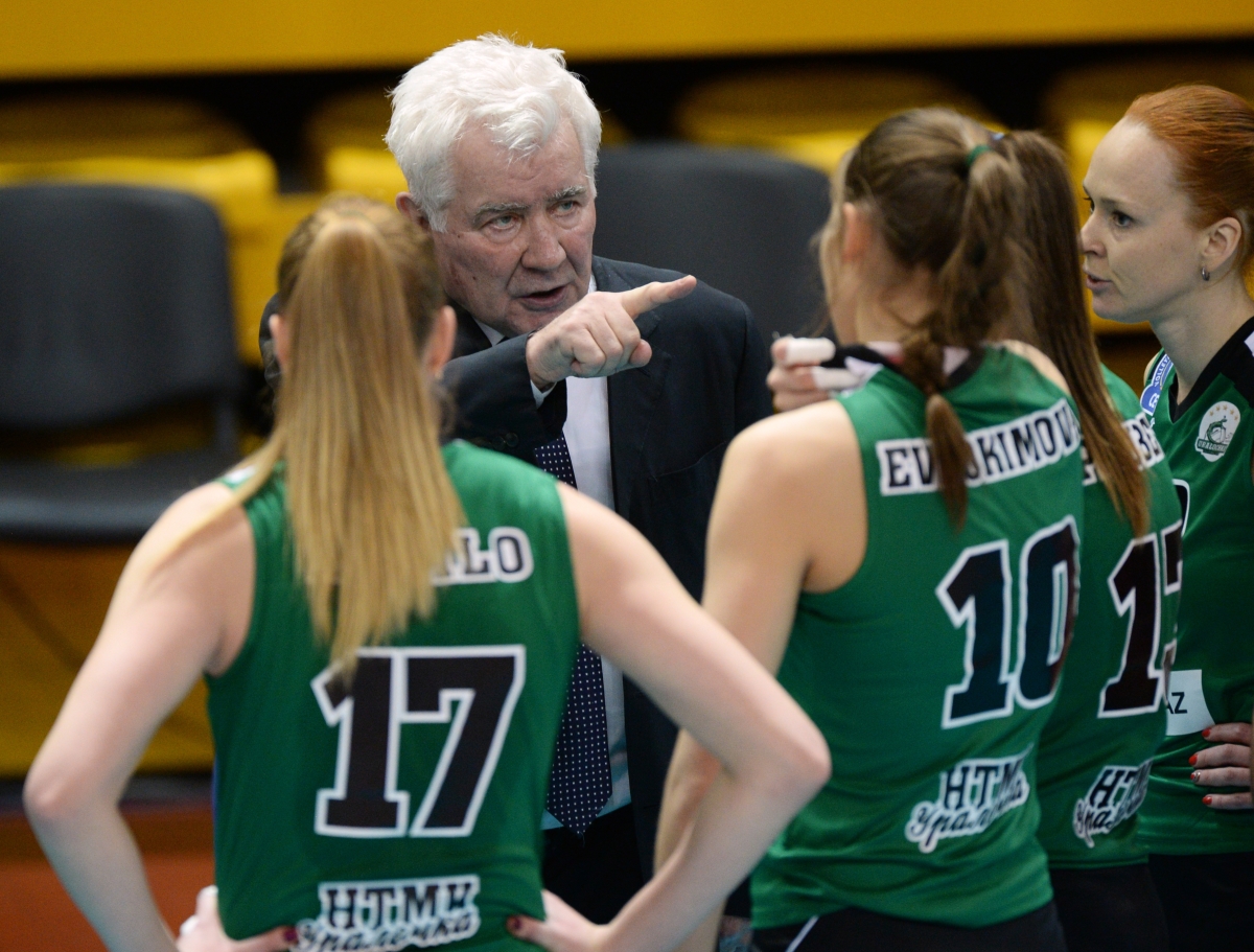 «Уралочка» принимает «Заречье», «Омичка» встречает «Ленинградку»: смотрим в пятницу и субботу волейбольную суперлигу на каналах «Мяч» и «Волейбол»