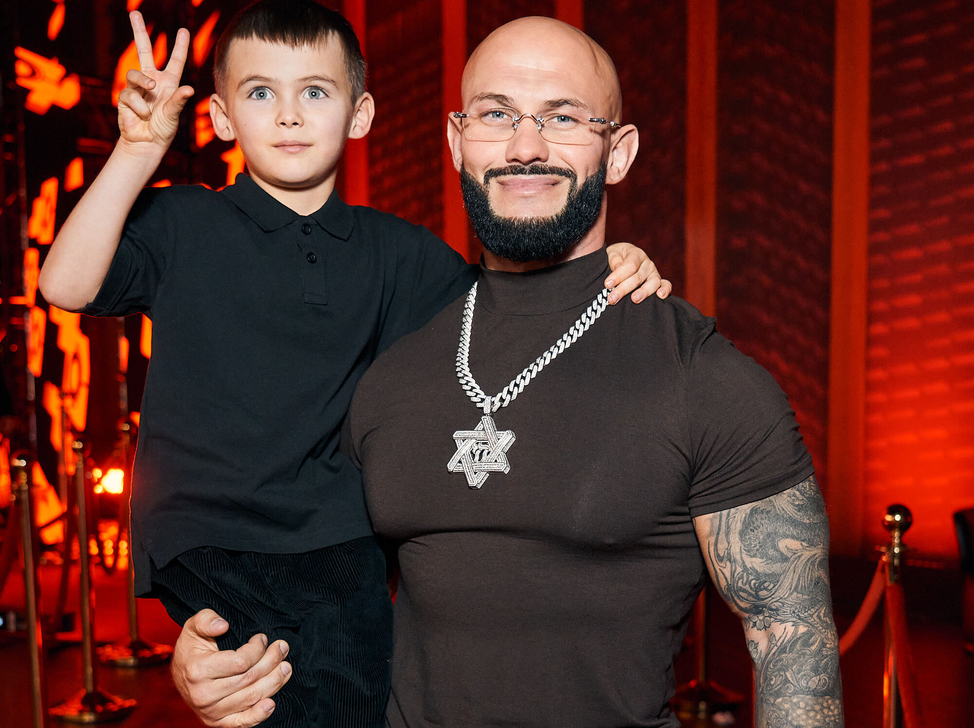 Самый веселый рэпер России: новый выпуск Comedy Club посвятят Джигану