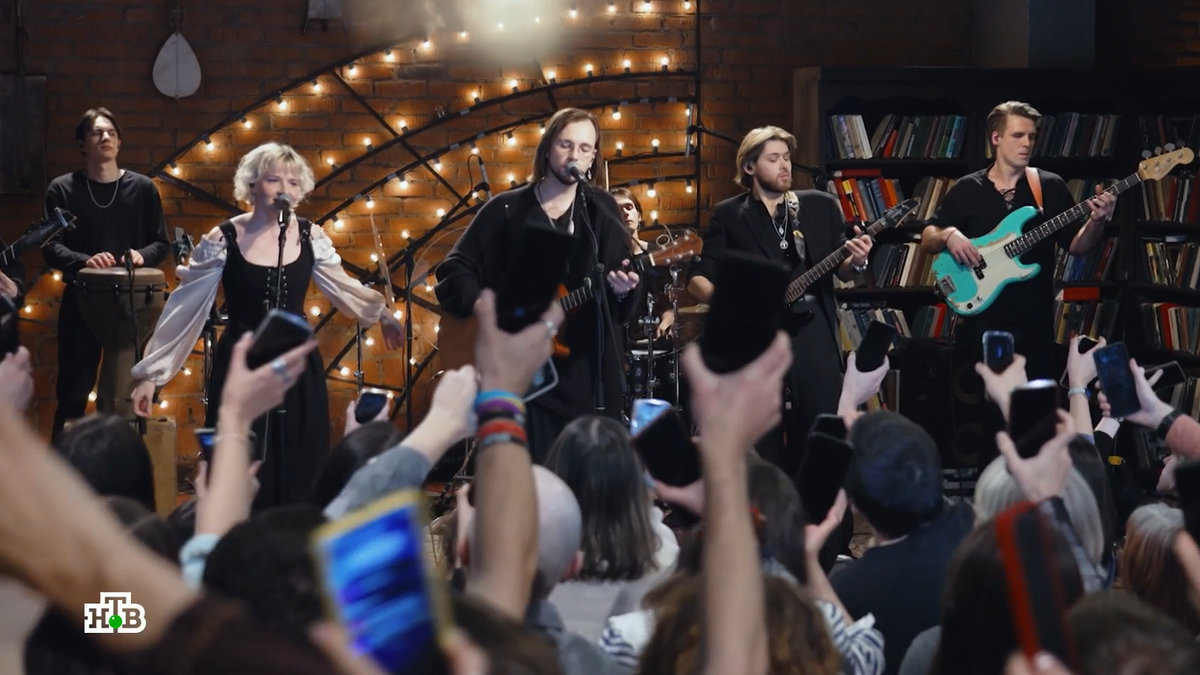 Инди и фольклор: группа «Рубеж Веков» побывает в гостях на «Квартирнике НТВ у Маргулиса»