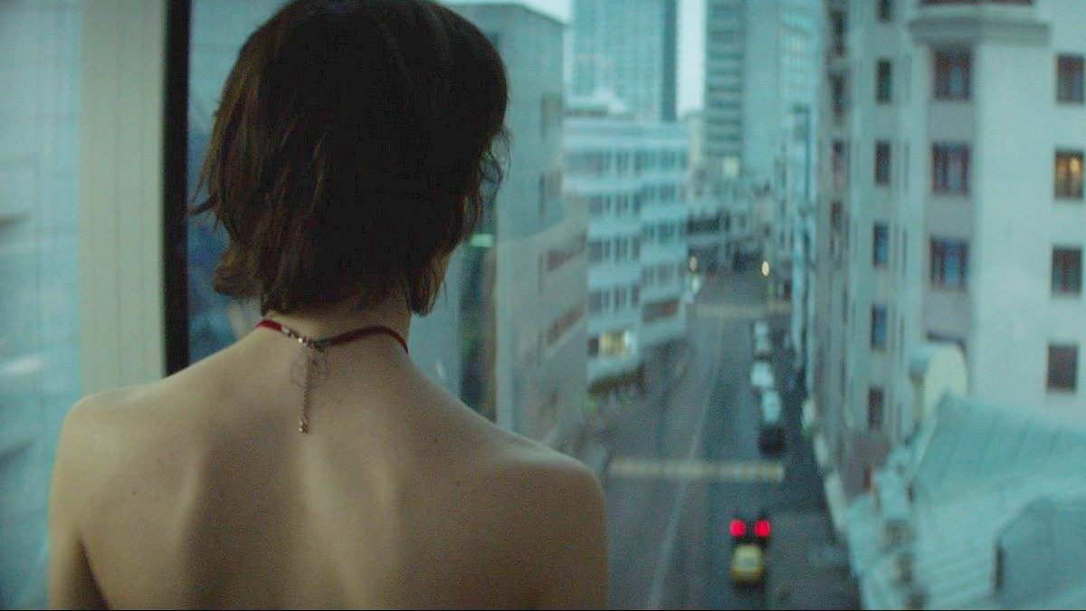 Остро социальная проблематика: в Москве показали новую драму «Кэт»