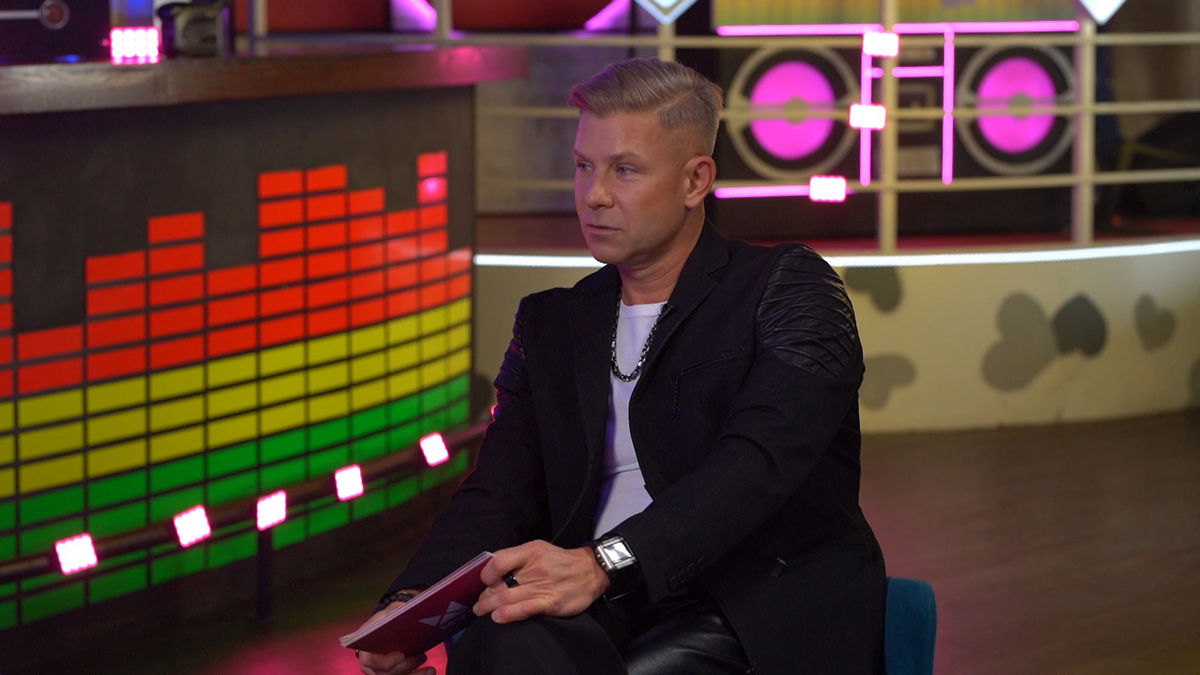 «Золотые были времена»: Оскар Кучера, Андрей Разыграев и Липа перемотают свои воспоминания о «МУЗ-ТВ» в шоу «Перемотка»