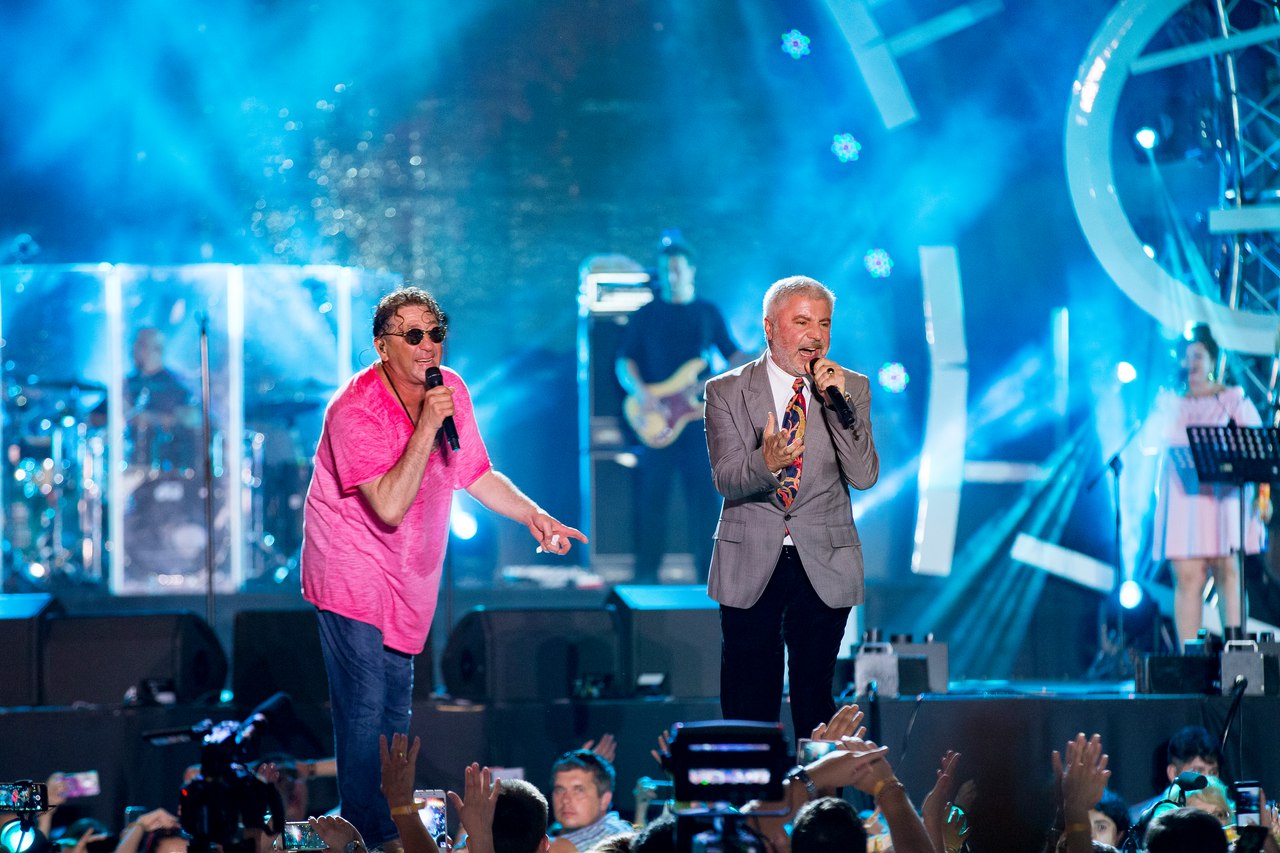 Все звезды в Баку