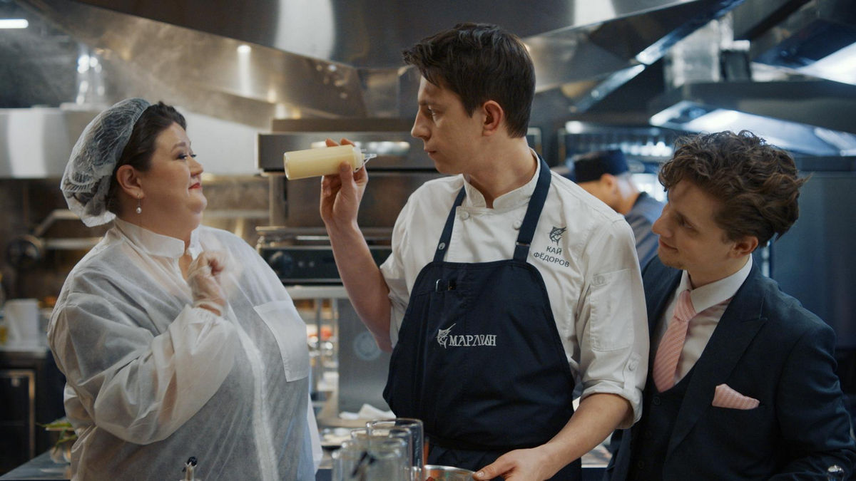 Премьеры октября: «Пятница!» назвала дату выхода в своем эфире сразу двух оригинальных сериалов – «Карьеристки» и «Шеф»