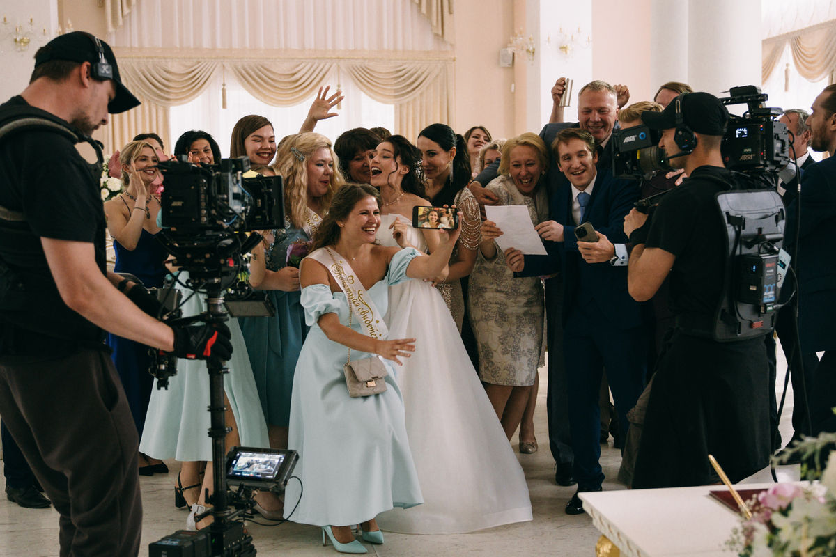 «Я календарь переверну»: смотрите сериал «Третье сентября» про день сурка на канале ТНТ