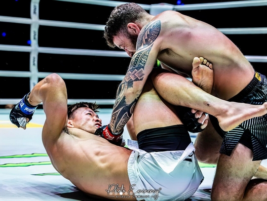 Эзиев против Ганина, Рабаданов дебютирует с Эбади: лига ONE возвращается с турниром в Таиланде на канале «МАТЧ!»