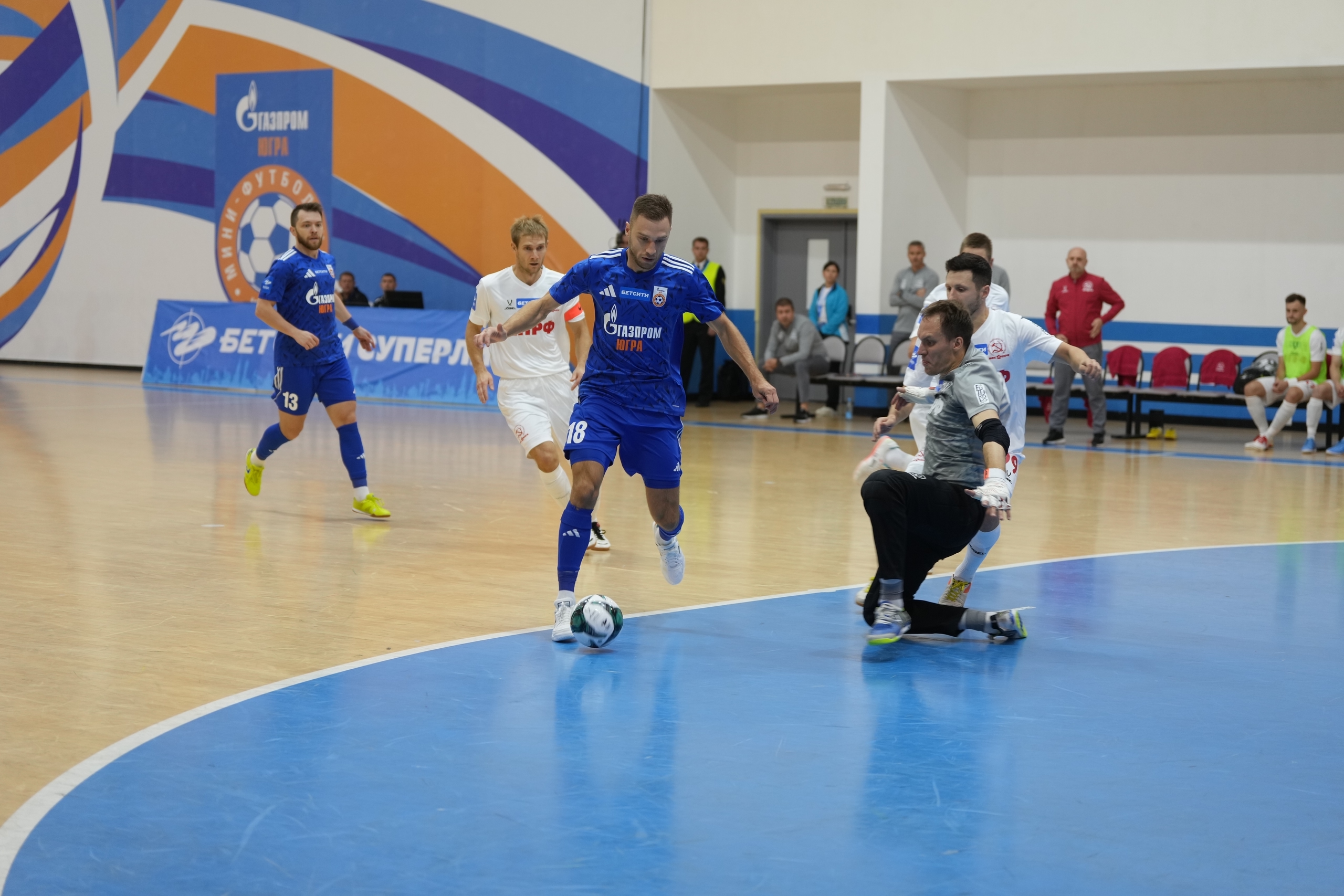 «Ухта» – «Газпром-Югра», дерби в Норильске, «Торпедо» – «Тюмень» и другие игры 5-го тура футзальной суперлиги на каналах «Мяч», «ТВ Спорт» и «Триколор Спорт»