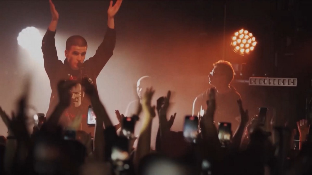 Уже доступен для просмотра: на PREMIER вышел документальный сериал «Истории русского рэпа»