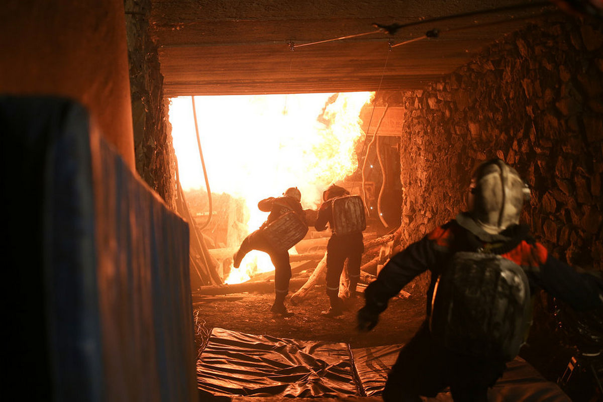 История шахтерской семьи и страны: Первый канал объявил дату выхода сериала «Уголь» с молодым Юрой Борисовым