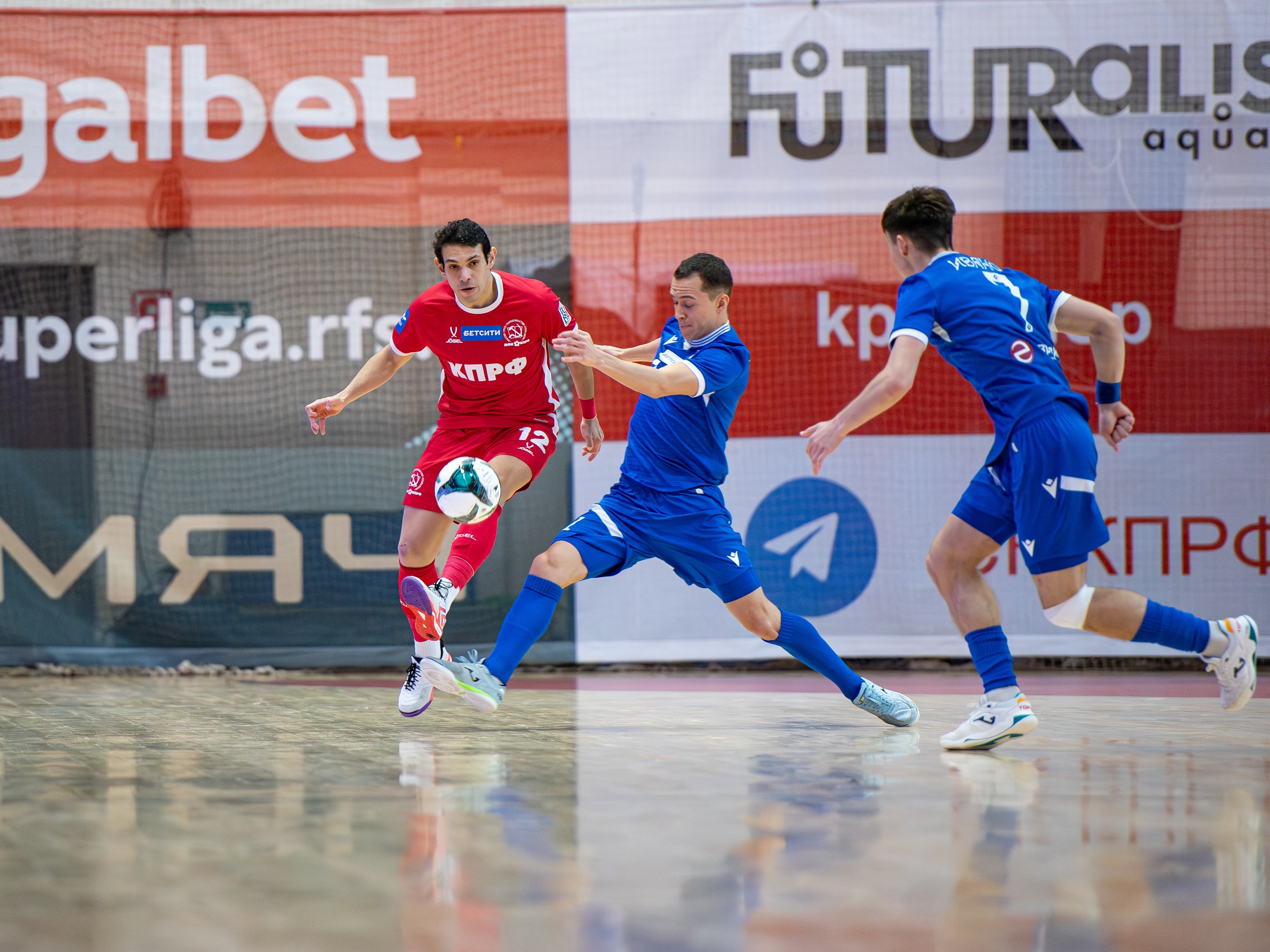 «Норникель» – «Газпром-Югра», «Сибиряк» – «ИрАэро», КПРФ – ЛКС, «Ухта» – «Кристалл»: игры 9-го тура футзальной суперлиги на каналах «Мяч», «ТВ Спорт» и «Триколор Спорт»