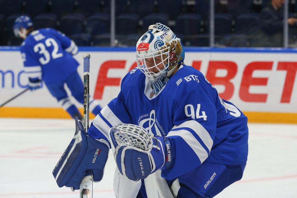 «Локо» впереди, «Стальные лисы» и «Омские Ястребы» опережают москвичей: матчи Молодежной хоккейной лиги на каналах «Хоккей ТВ» и «Триколор Спорт»