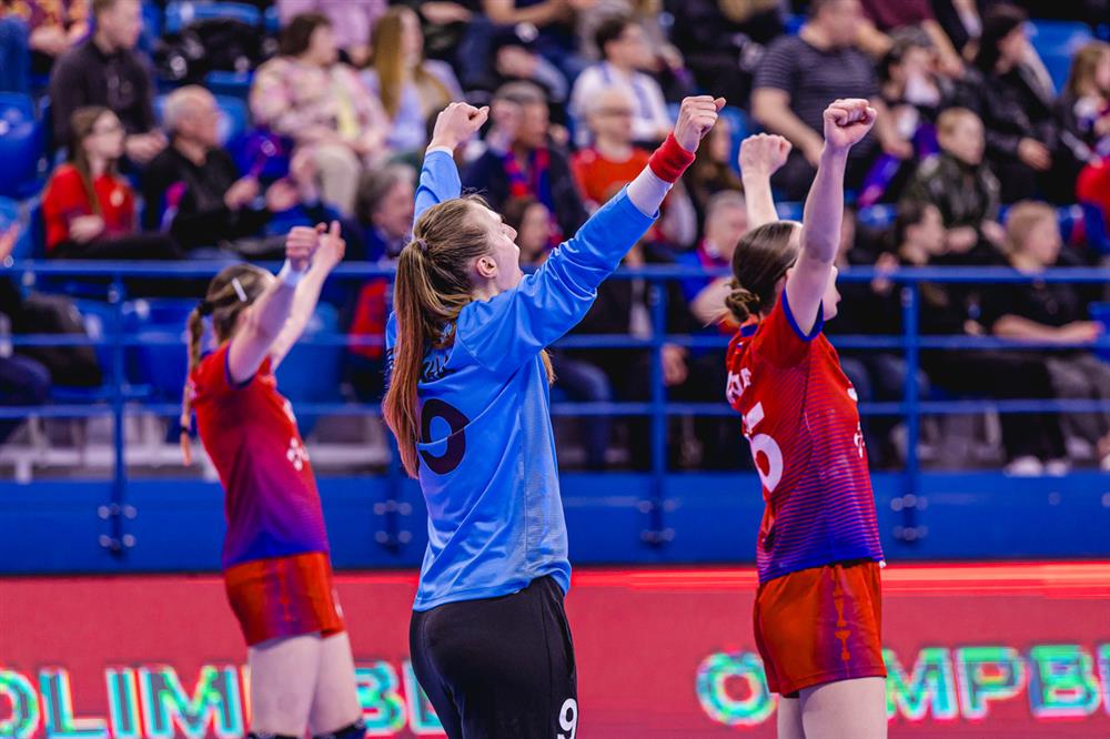 Битва чемпионок в Тольятти: ответный полуфинал женского чемпионата России по гандболу «Лада» – ЦСКА на канале «Мяч»