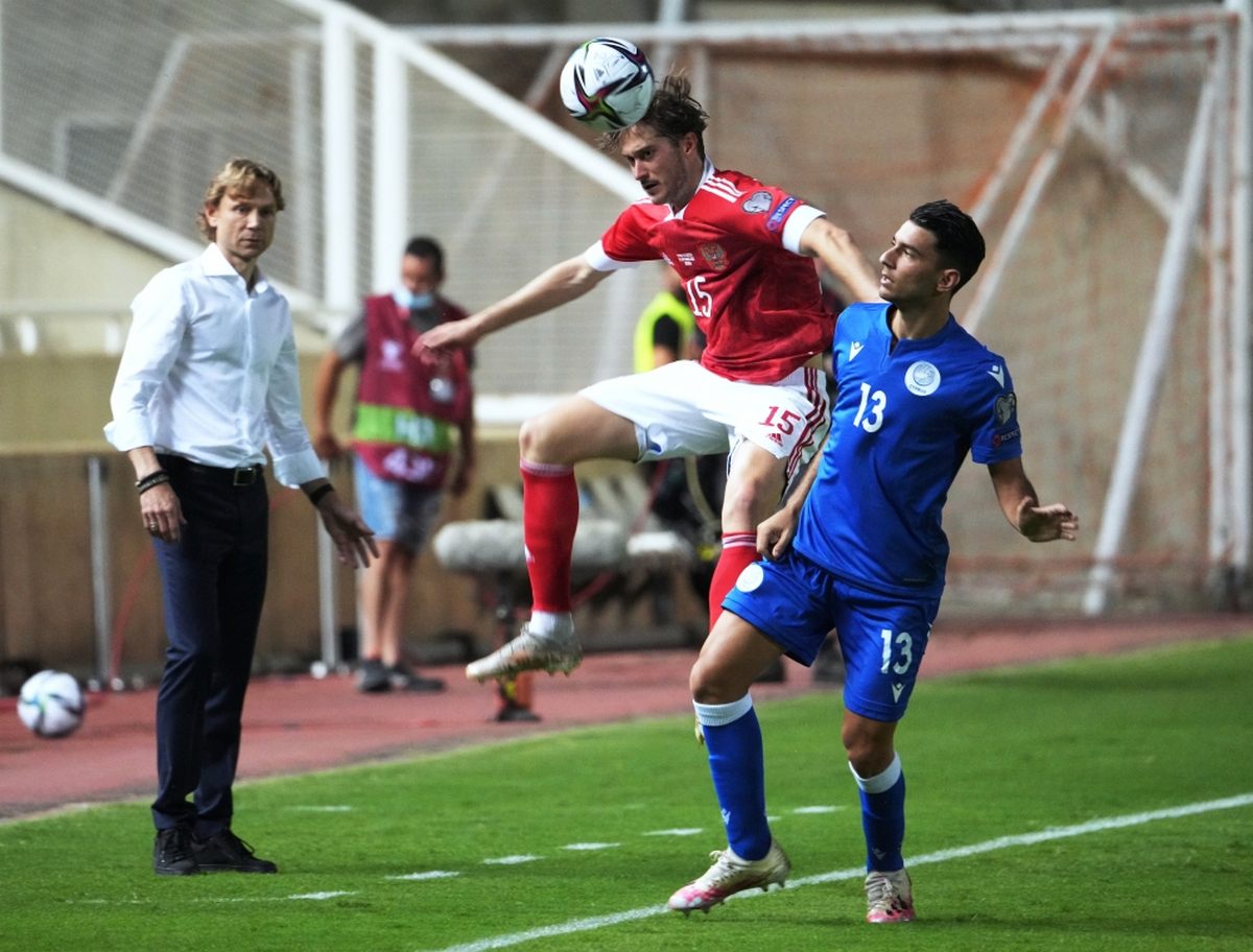 Аккуратно прибить островитян: болеем за Россию на «России 1» и смотрим матчи отбора ЧМ-2022 на каналах «Матч ТВ»