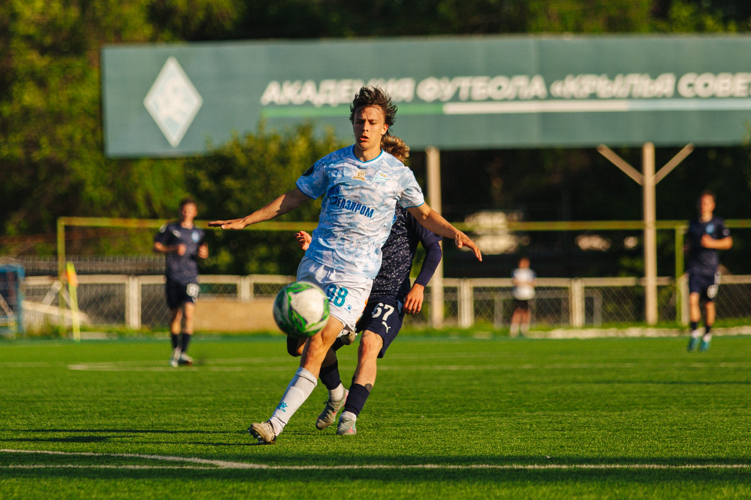 «Урал» – ЦСКА, «Краснодар» – «Факел», «Зенит» – «Крылья»: смотрим игры 28-го тура МФЛ на каналах «Мяч», «ТВ Спорт» и «Триколор Спорт»