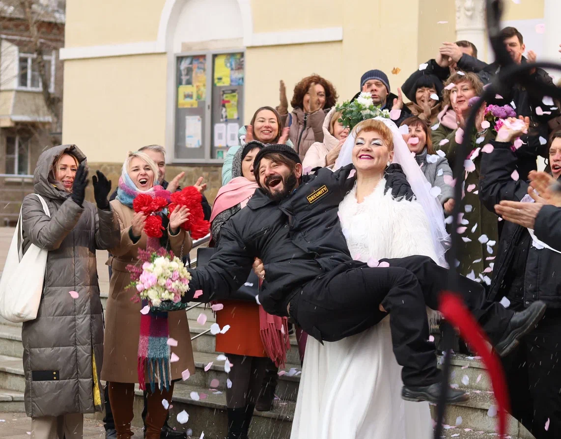 Подарок для зрителей: «Наша Russia» с Галустяном и Светлаковым возвращается на ТНТ