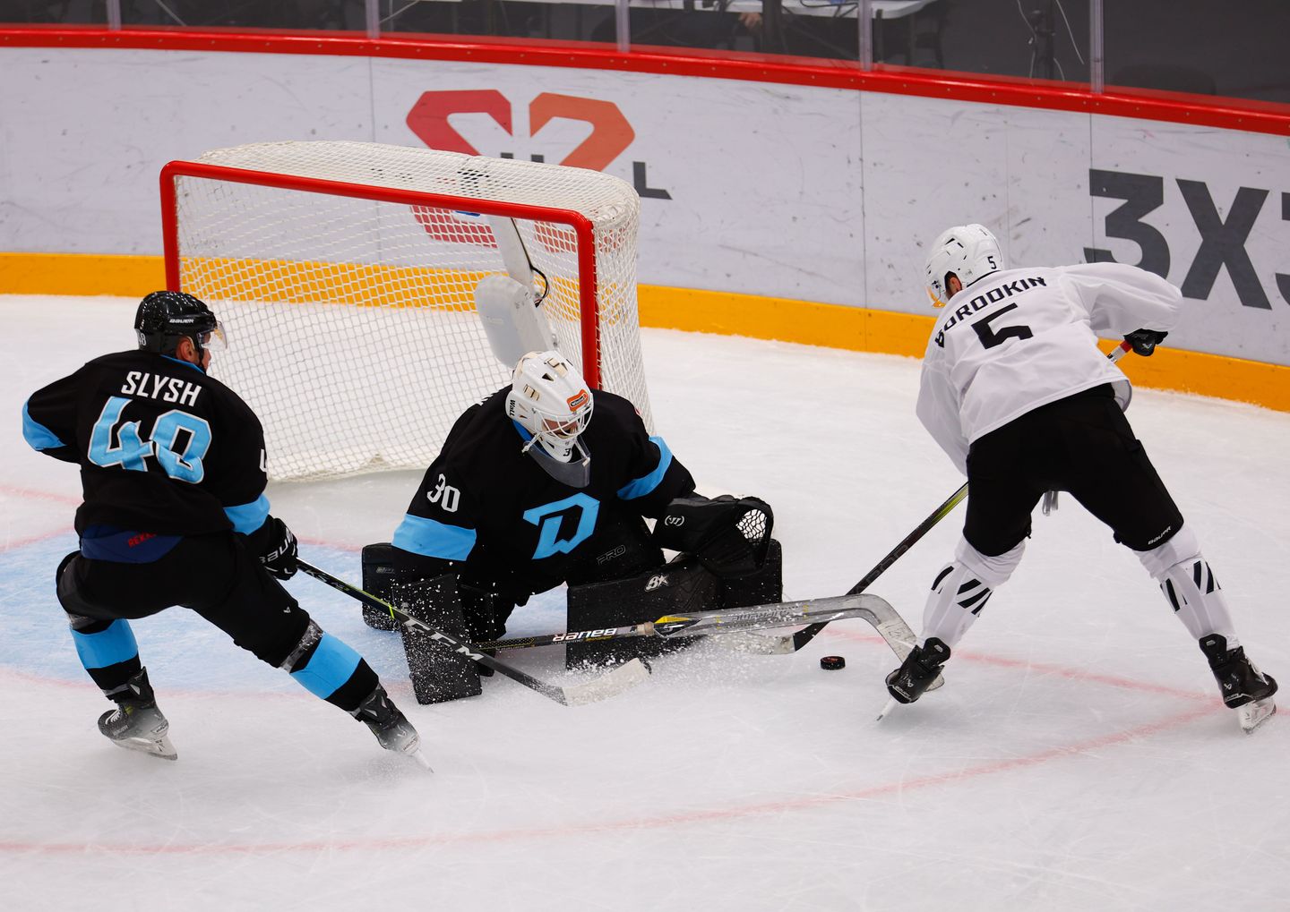 «Ак Барс» и «Металлург» лидируют в конце чемпионата: не пропустите 24-й тур КХЛ в формате 3х3 на телеканале «МАТЧ!»