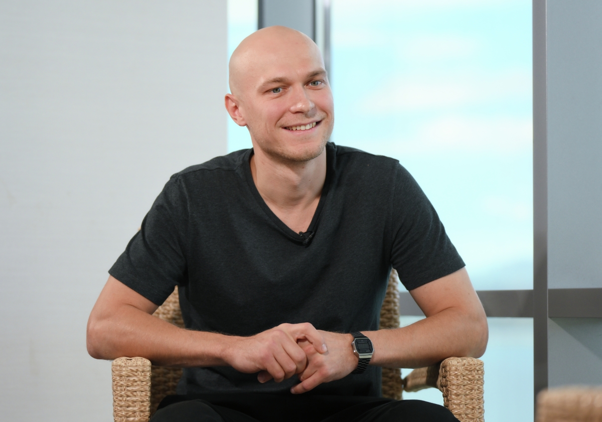 Из России с любовью: актер Юра Борисов подписал контракт с агентством из США, представляющим Харрисона Форда