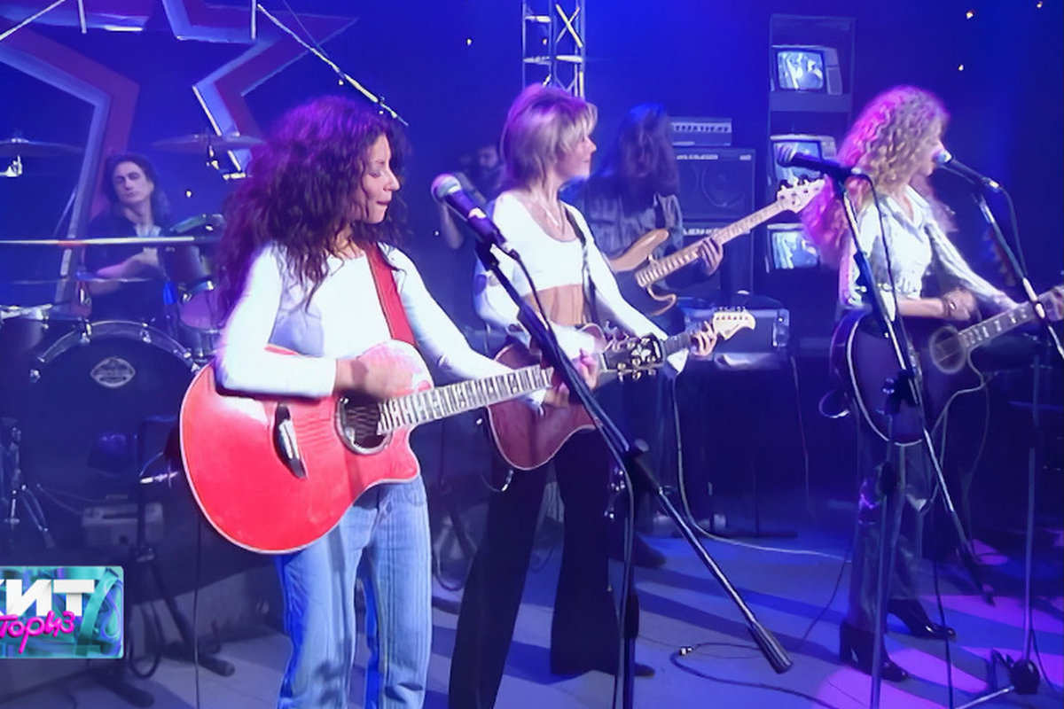 Героем нового выпуска «Хит Сториз» на МУЗ-ТВ стала группа «Лицей»