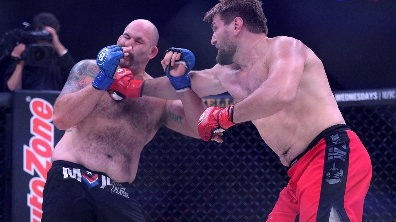 Минаков пойдет бить Томпсона, Романов проэкзаменует Хрисанова: смотрим бои ММА в «Бойцовском клубе РЕН ТВ»