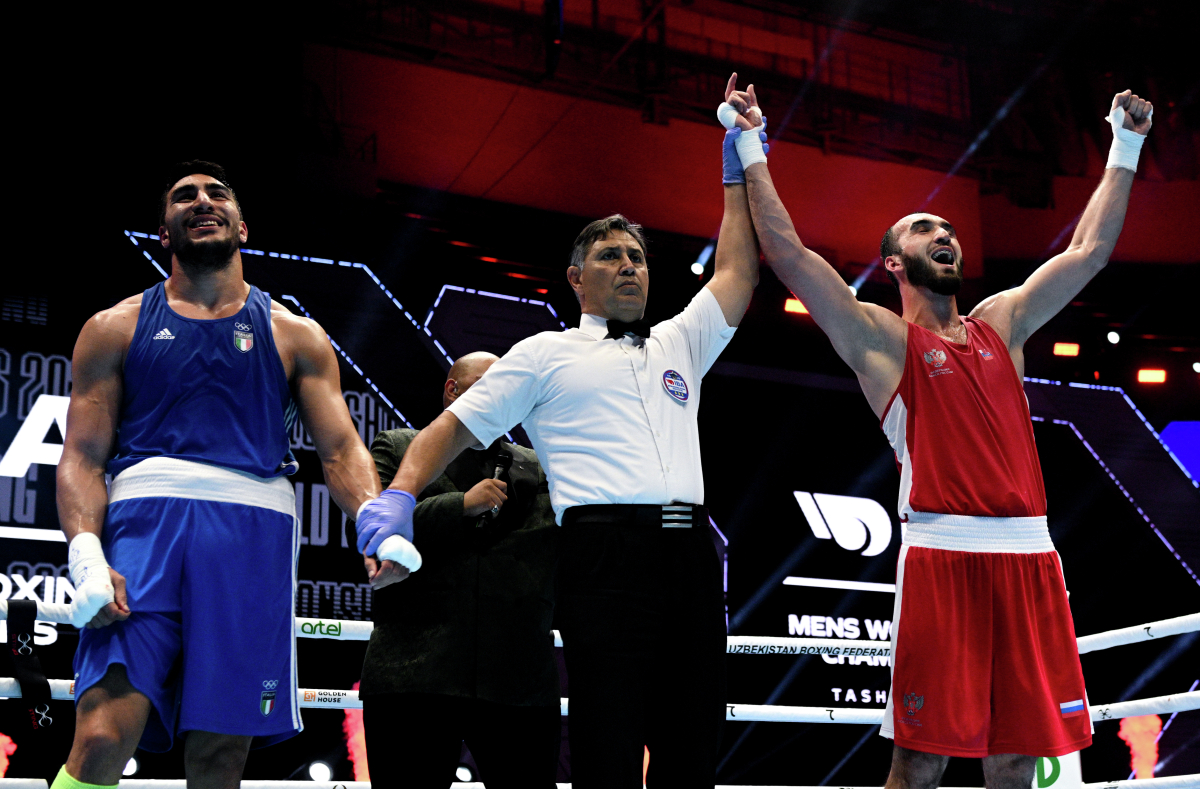 Батыргазиев против Кэрролла, Гаджимагомедов дерется с Чжаосинем: смотрим титульные бои наших боксеров на «МАТЧ!»