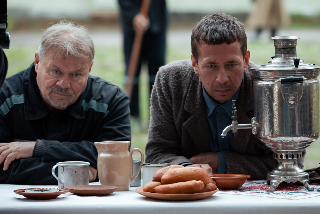 К нам едет ревизор: в мае выйдет комедийный сериал «Абсурд» о приезде комиссии в тюрьму