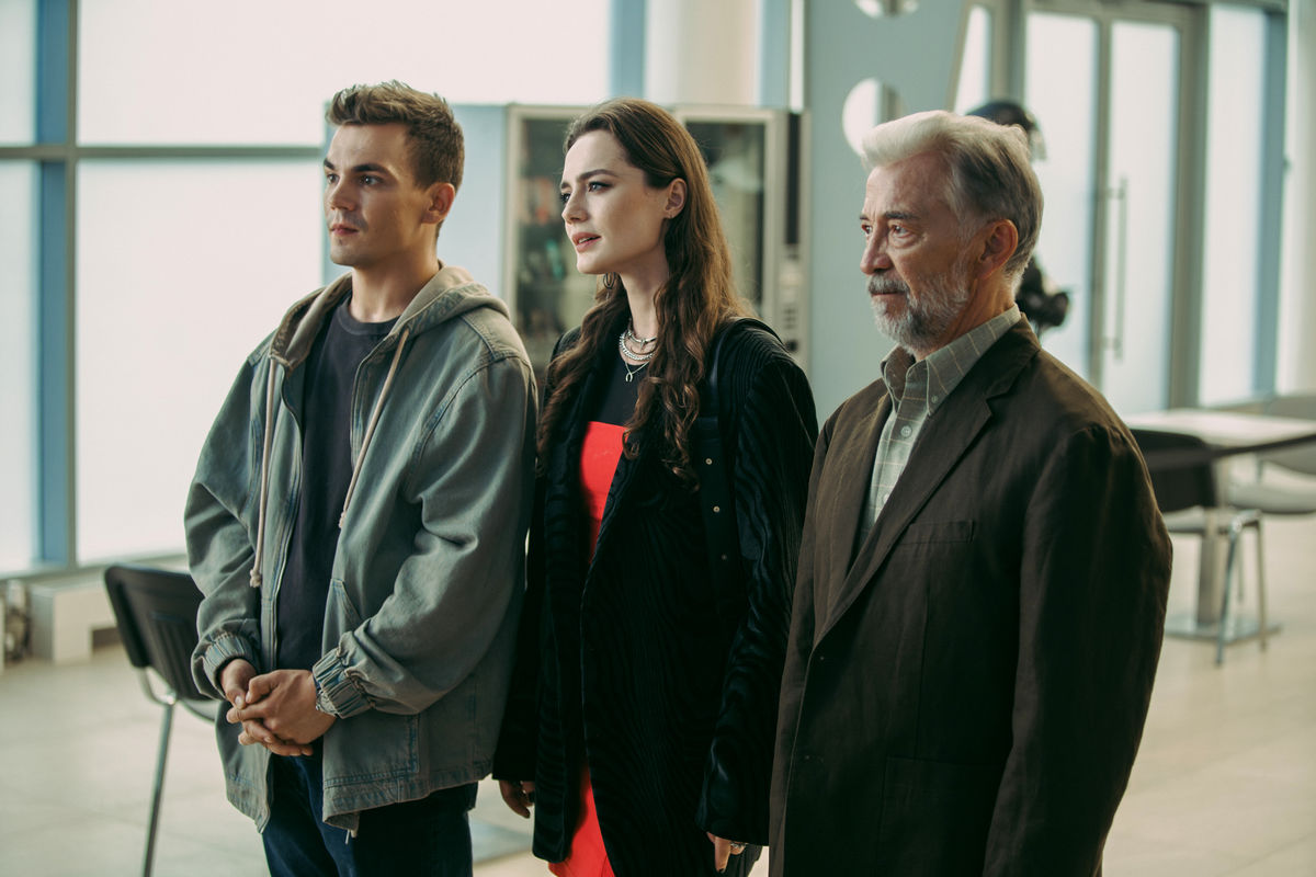 Впервые на ТВ: комедийный фэнтези-сериал «Граница миров» стартует на канале СТС