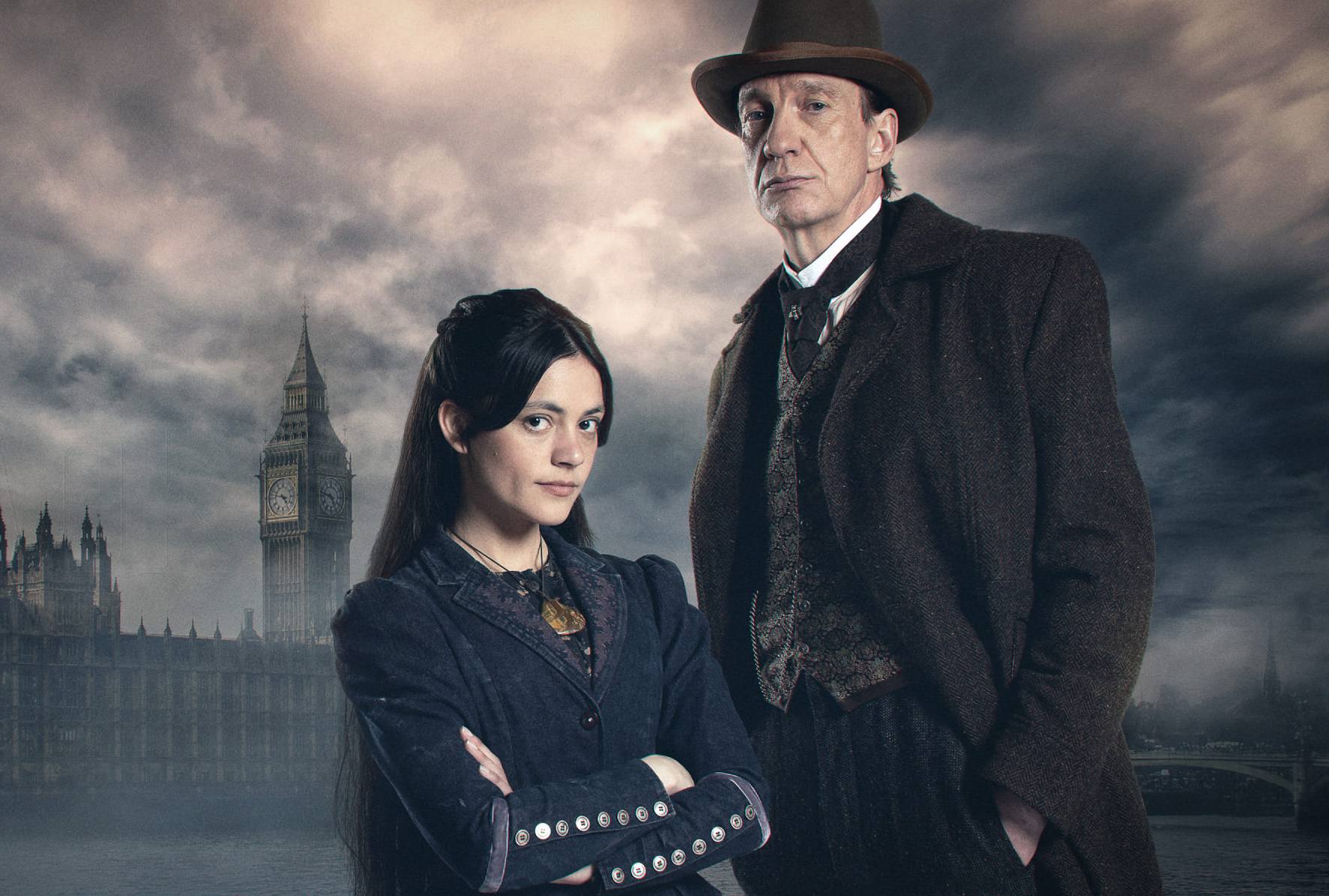 Кто стоит за «Красной нитью» и отец ли Холмс: где посмотреть финал детектива «Шерлок и дочь» с Дэвидом Тьюлисом