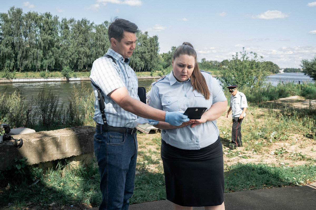 Литературный маньяк и жадные русалки: на «ТВ Центре» стартуют новые серии детектива «Абонемент на расследование»