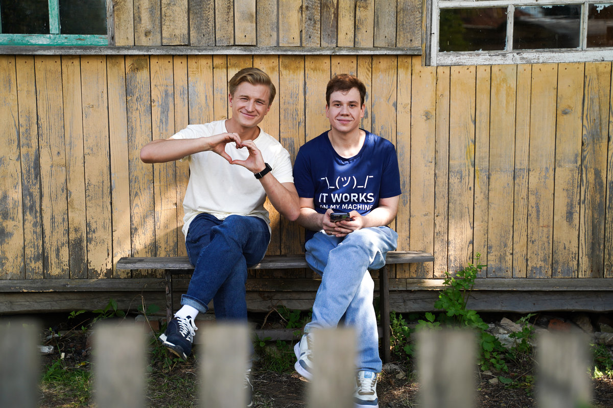 Съемки стартуют: режиссер и актеры сериала «Жуки» канала ТНТ рассказали о зимнем сезоне