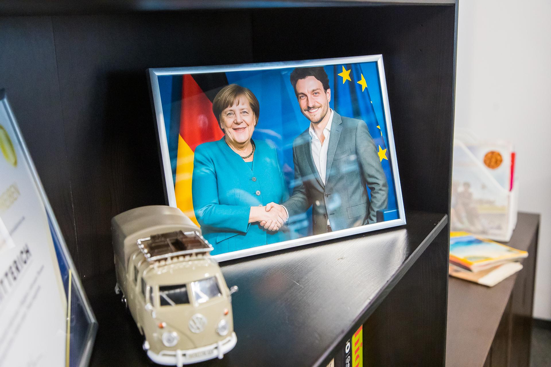 Работа в условиях кризиса: начались съемки политического детектива «Берлин’23»