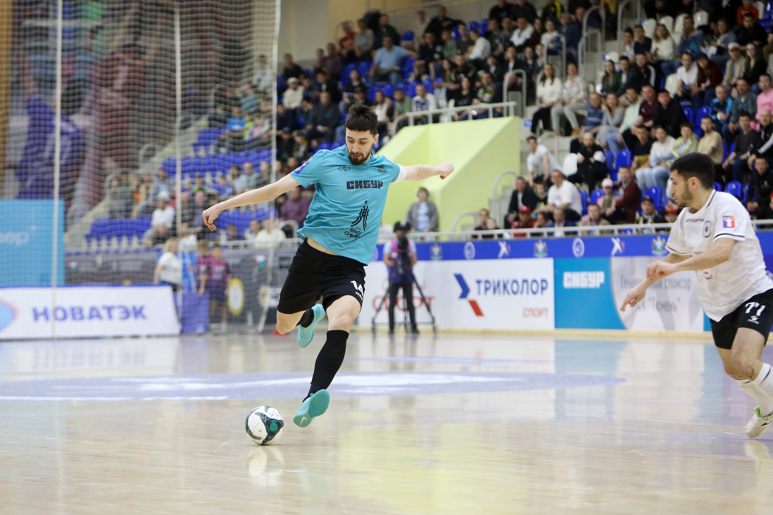 Опять «Ухта» против «Тюмени», а «Газпром-Югра» снова бьется с КПРФ: не пропустите старт полуфиналов футзальной суперлиги на канале «Мяч»