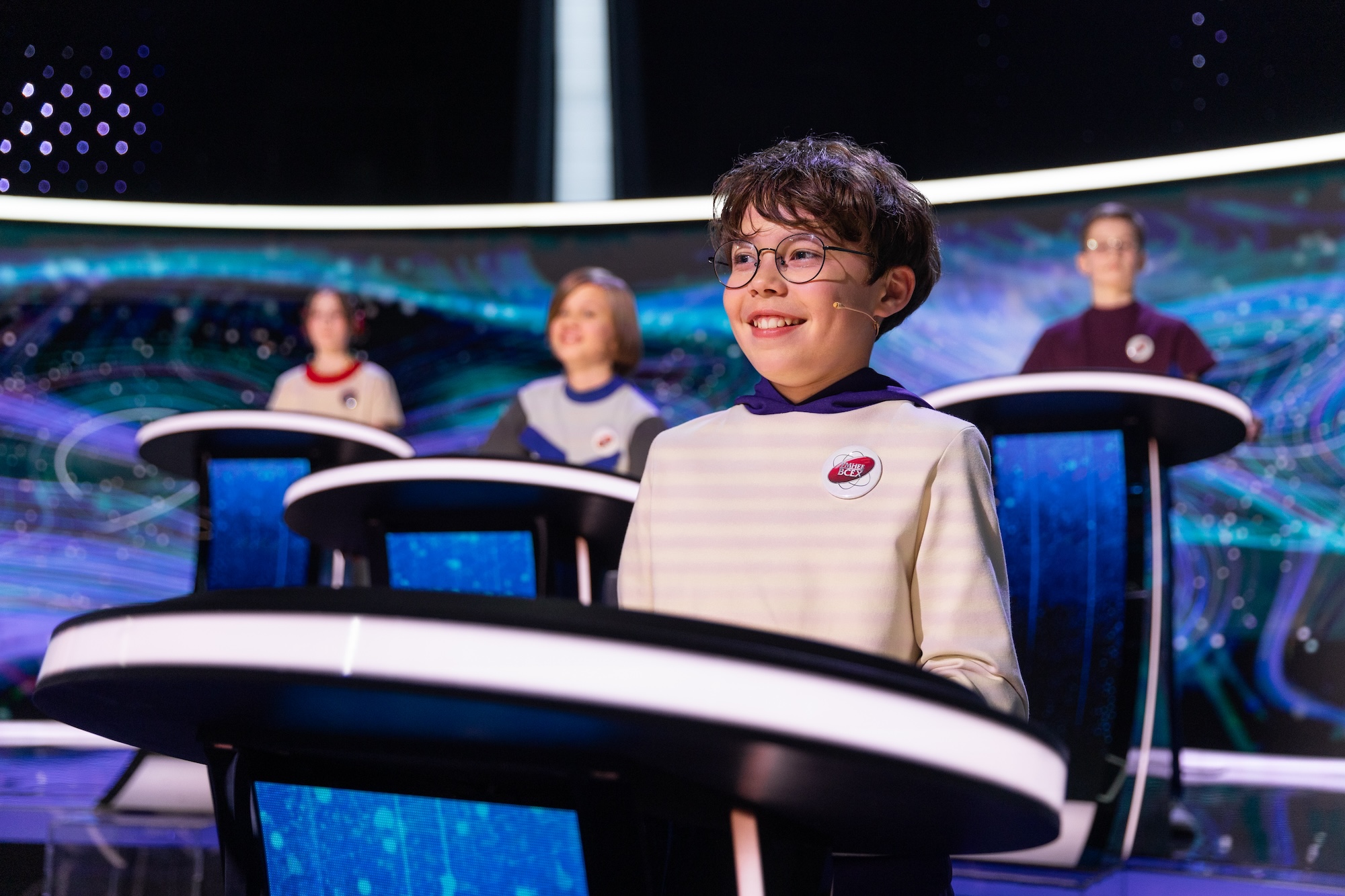 В участниках – звезда «Слова пацана»: 9 октября состоится премьера нового сезона телевикторины «Умнее всех» с Тиной Канделаки